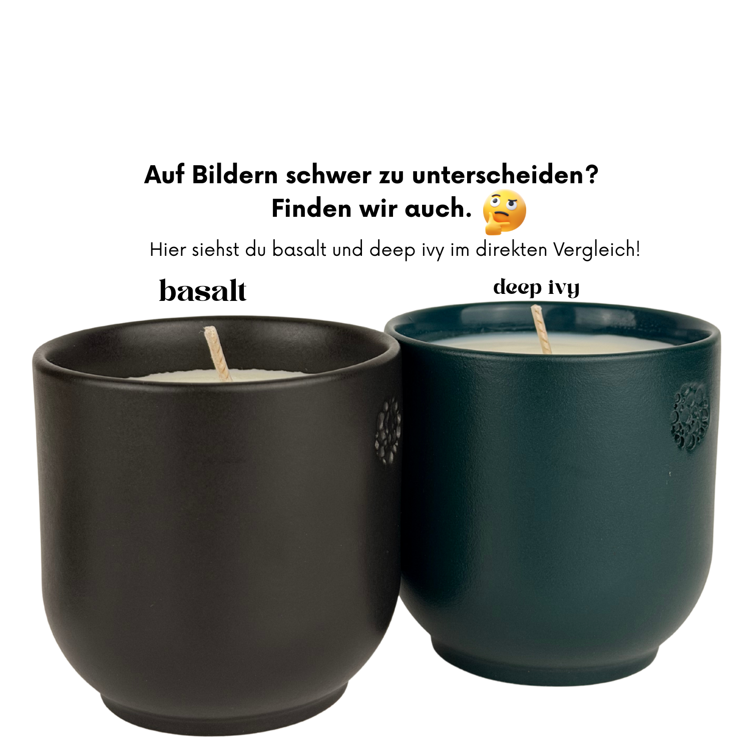 Zwei Kerzen in den Farbtönen basalt (Dunkelgrau) und deep ivy (dunkelgrün) stehen nebeneinander, um den Unterschied der Farbe zu zeigen. 